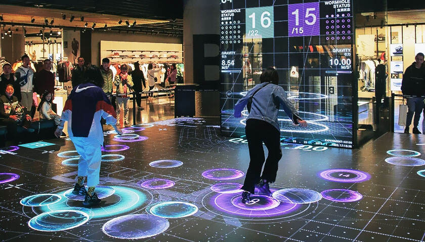 商业街地面互动投影-苏州好奇数字科技有限公司